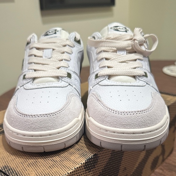 Coach Women’s Soho Sneaker in Olive/Optic White - Size 7 - Picture 11 of 14